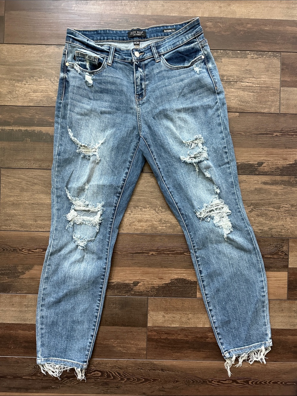 Judy Blue Distressed Light Blue Boyfriend Jeans with Frayed Hems